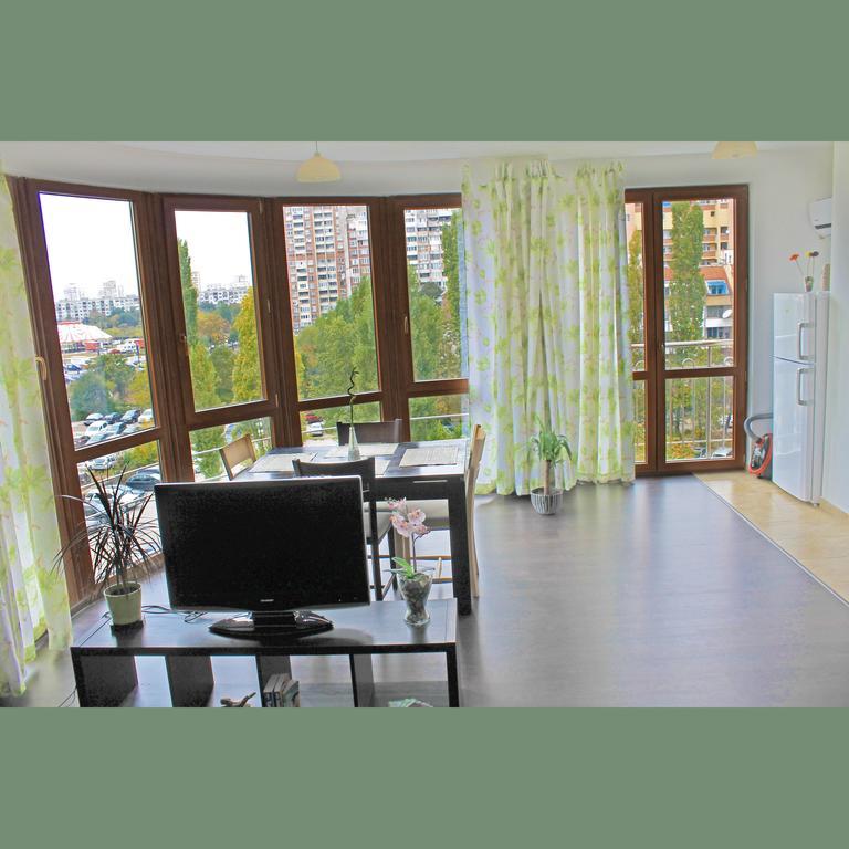 Flora Apartment Centrum Sofia Zimmer foto