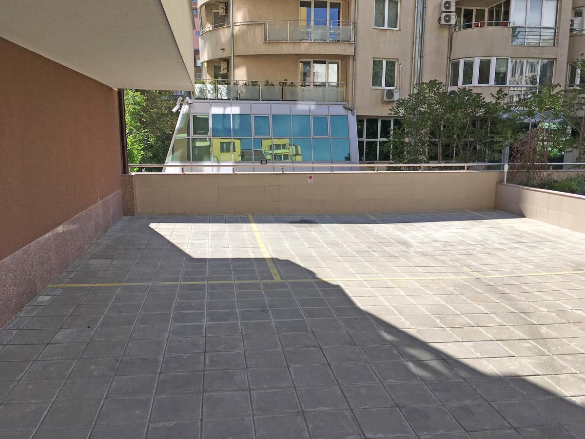 Flora Apartment Centrum Sofia Exterior foto